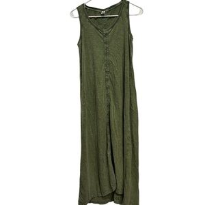 Urban outfitters daily practice, Green Sleeveless Maxi Dress size extra small